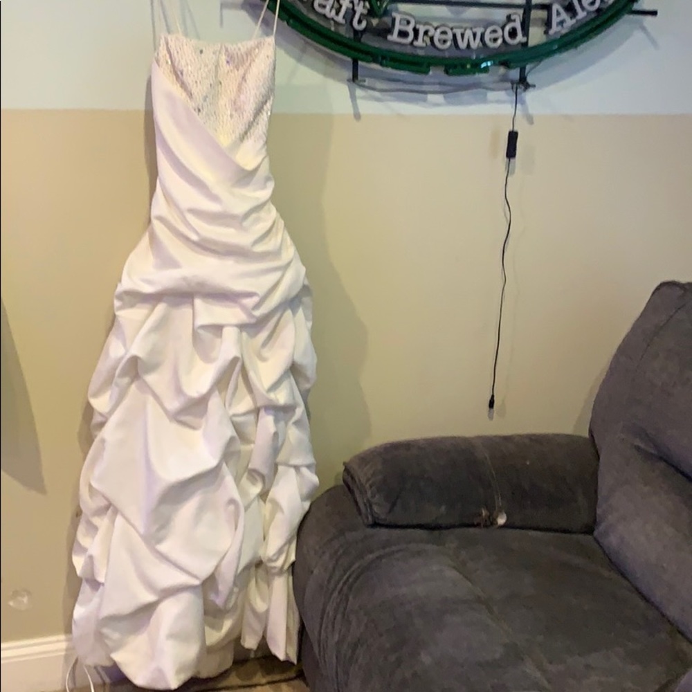 White embellished dress